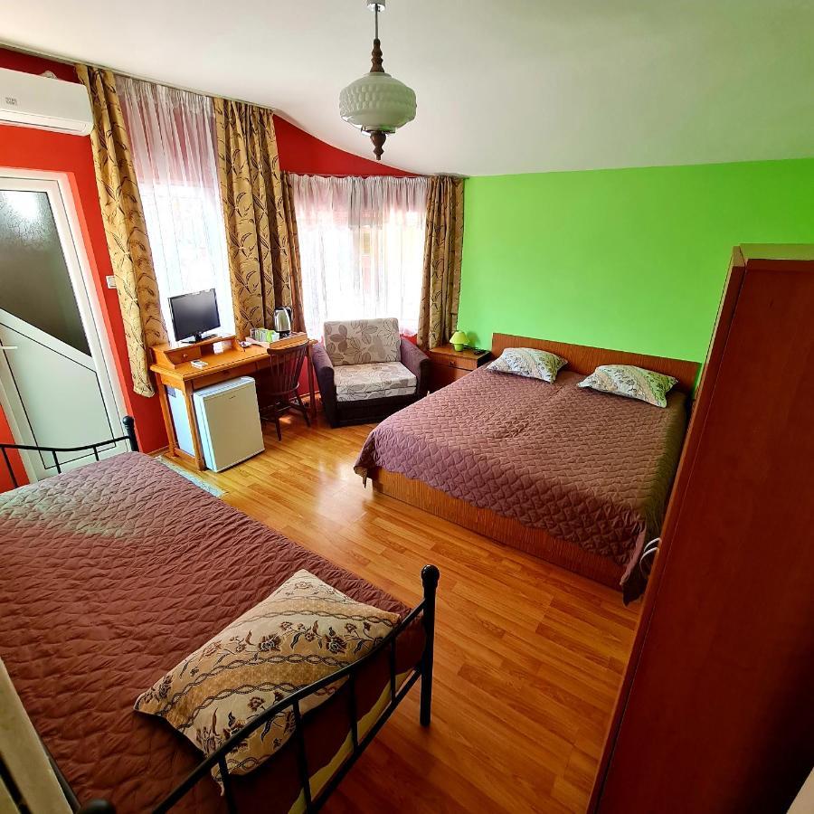 Fema Guest House Balcsik Kültér fotó