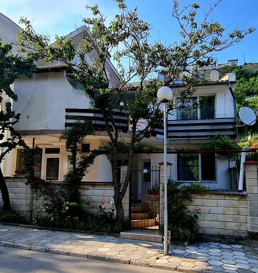 Fema Guest House Balcsik Kültér fotó
