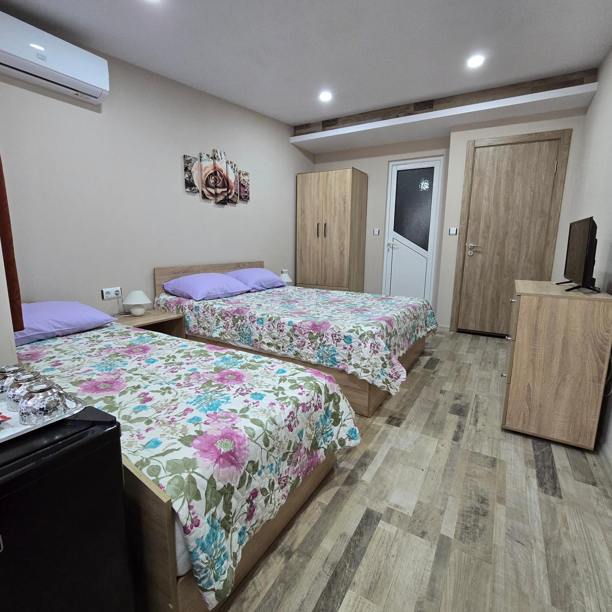 Fema Guest House Balcsik Szoba fotó
