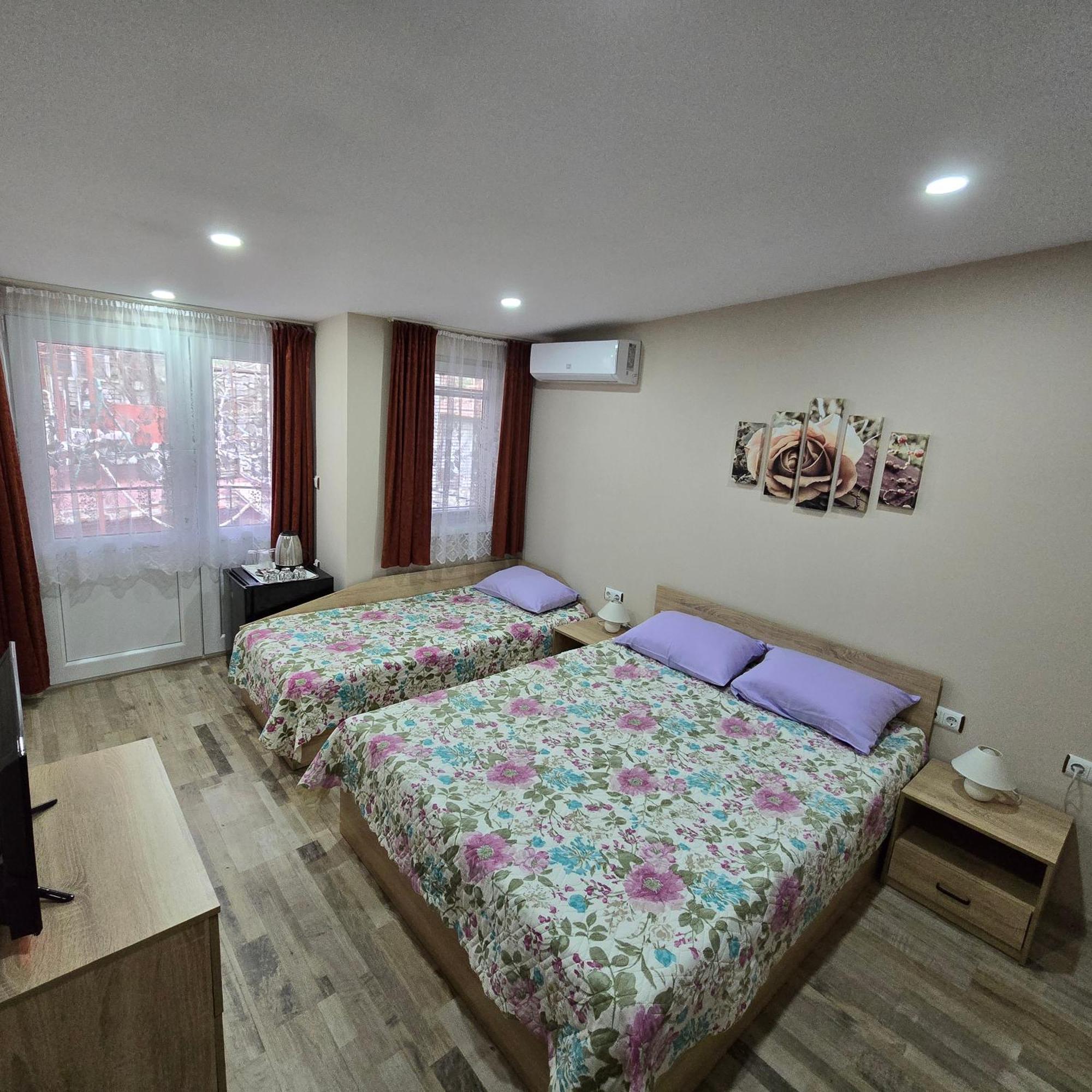 Fema Guest House Balcsik Szoba fotó
