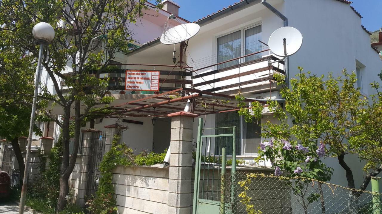 Fema Guest House Balcsik Kültér fotó