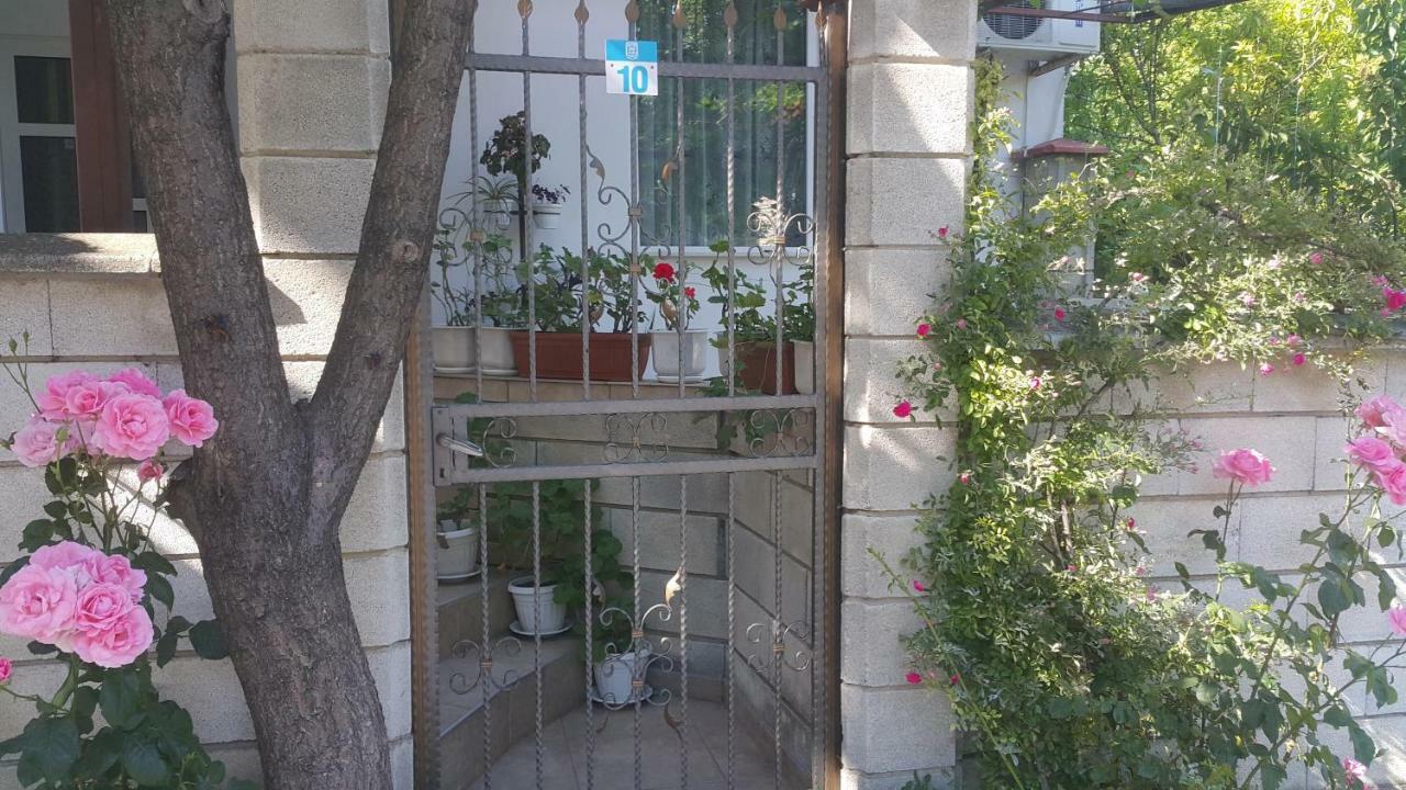 Fema Guest House Balcsik Kültér fotó
